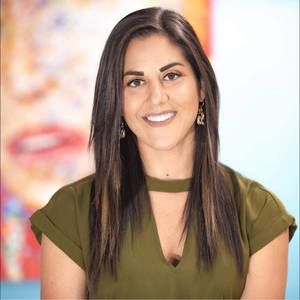 Meet your Posher, Courtney